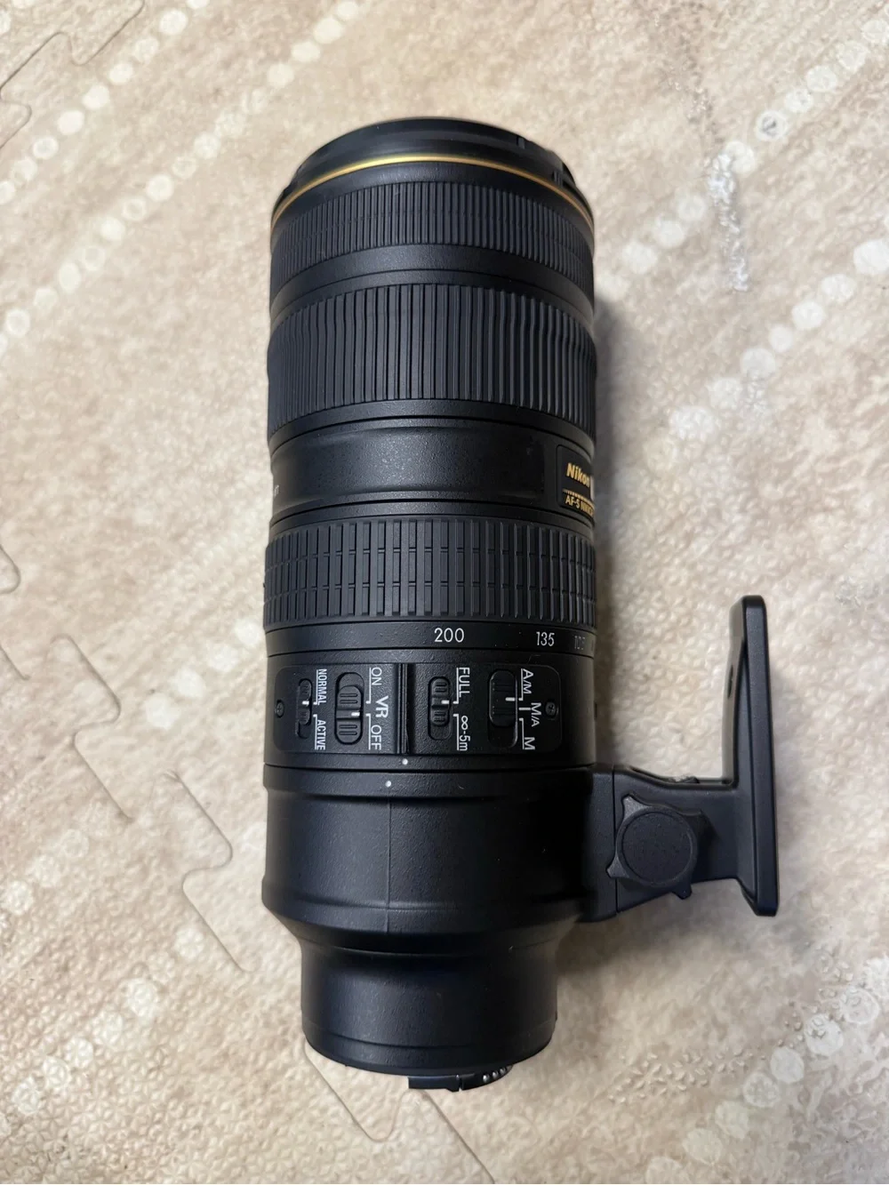 Nikon Black 70-200mm f/2.8G ED Telephoto Zoom Lens